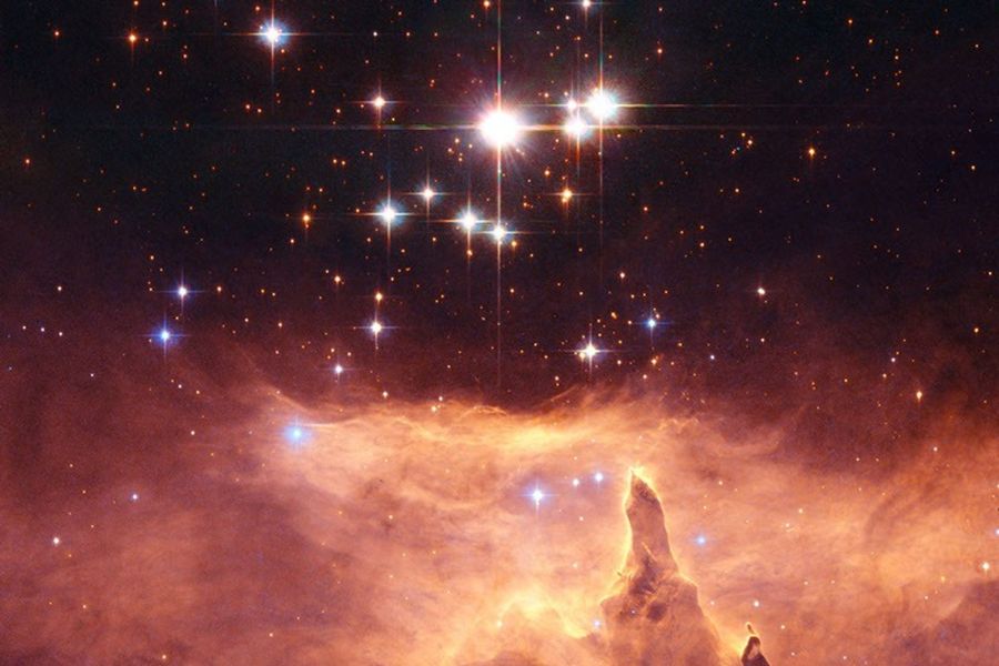 Hubble Reveals Surprising Number of Binary Stars Inside Young Pismis 24 Cluster